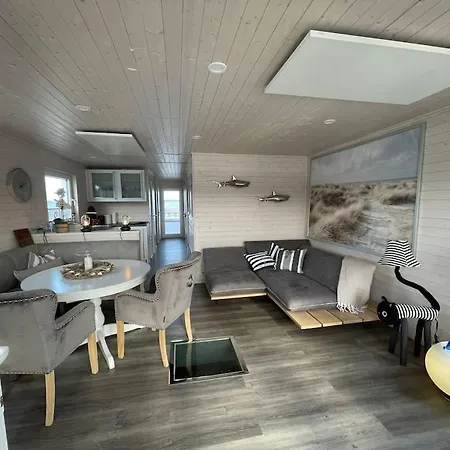Hotel en barco Hausboot Sophie In