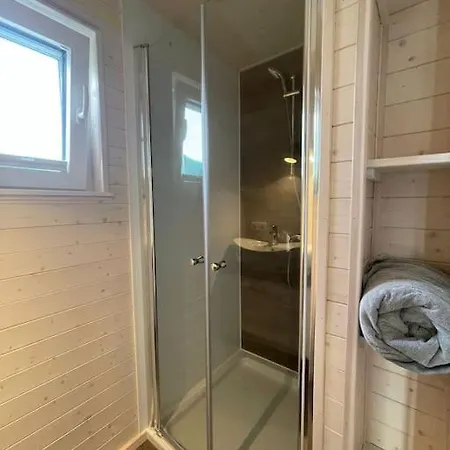 Tekne Hausboot Sophie In Stralsund