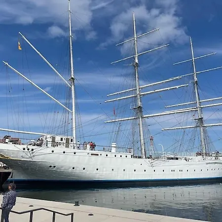 Hausboot Sophie In Hotel en barco