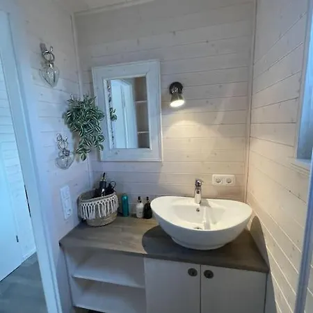 Hausboot Sophie In Stralsund