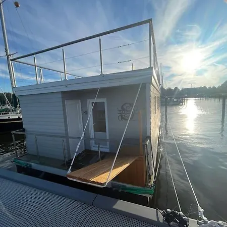 Hotel en barco Hausboot Sophie In