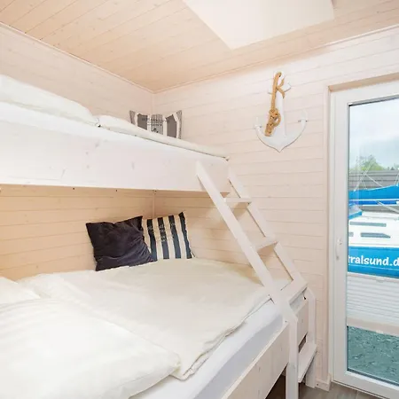 Hotel en barco Hausboot Sophie In *